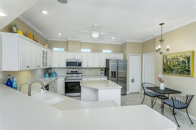 8105 AMBERSWEET PLACE, Land O Lakes, FL 34637