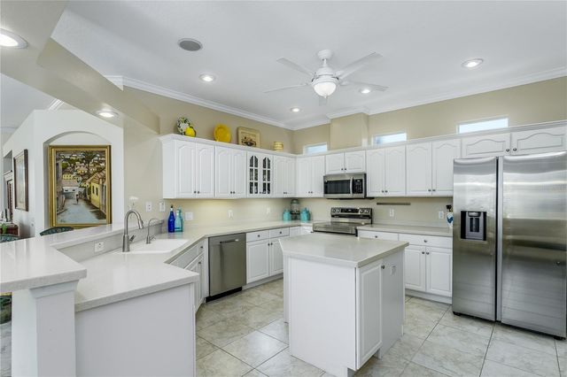 8105 AMBERSWEET PLACE, Land O Lakes, FL 34637