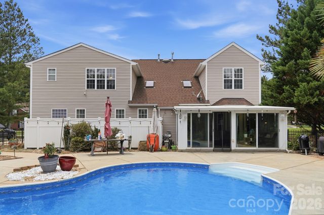 1217 Brionne Court, Waxhaw, NC 28173