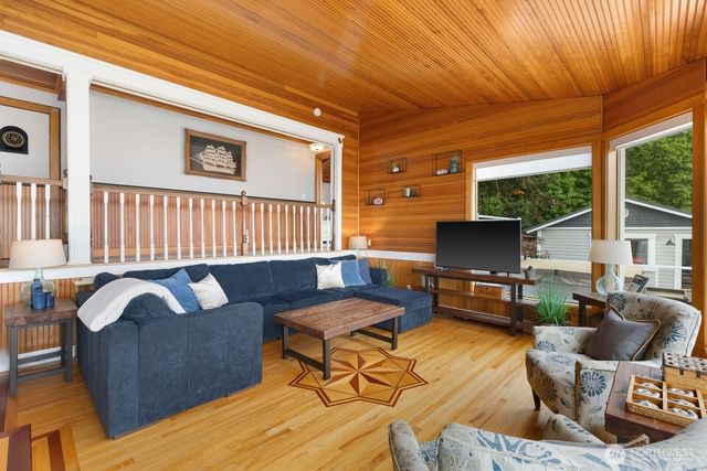 3364 Bultman Lane, Oak Harbor, WA 98277