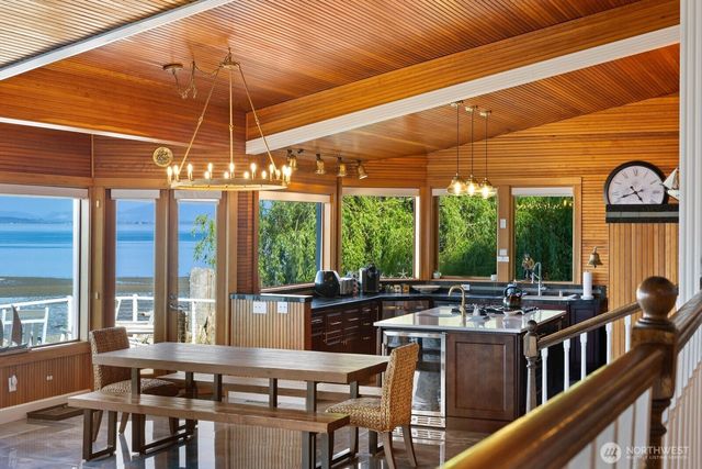 3364 Bultman Lane, Oak Harbor, WA 98277