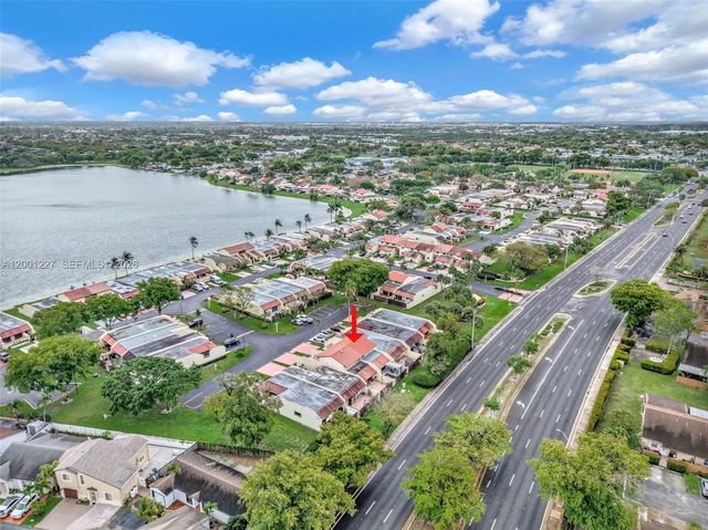 19252 NW 65th Ct, Hialeah, FL 33015