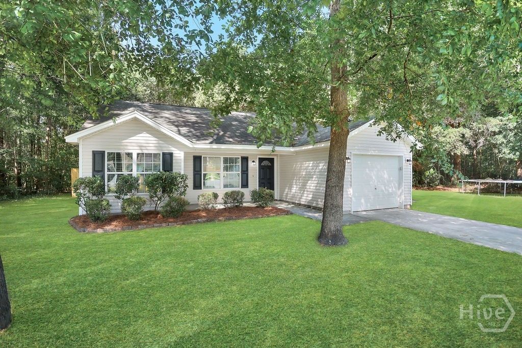 126 Sand Pine Court, Springfield, GA 31329