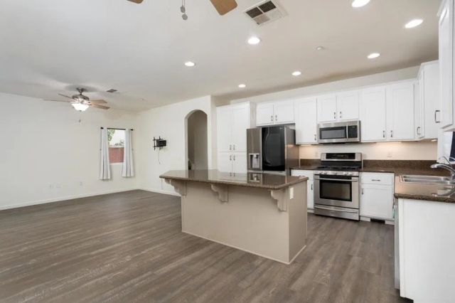 8772 Glen Vista Way, Santee, CA 92071