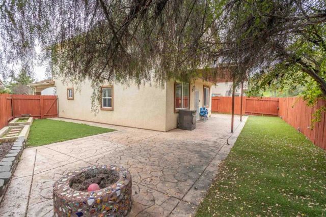 8772 Glen Vista Way, Santee, CA 92071