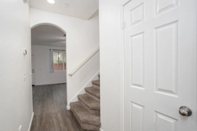 8772 Glen Vista Way, Santee, CA 92071