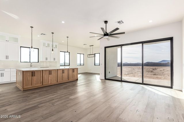 2920 S 364TH Avenue, Tonopah, AZ 85354