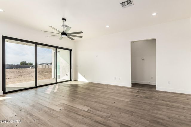 2920 S 364TH Avenue, Tonopah, AZ 85354