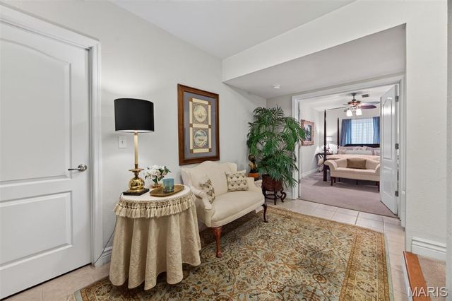 125 Warren Manor B, Highland, IL 62249