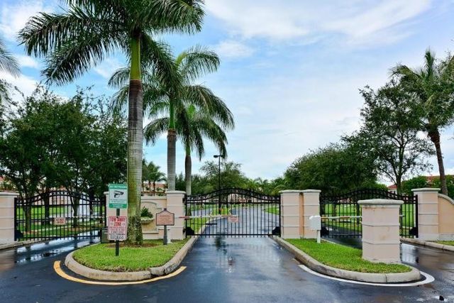 2058 ALTA MEADOWS Lane 2512, Delray Beach, FL 33444