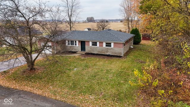 8509 N Ricks Drive E, Mccordsville, IN 46055