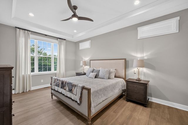 17 Kestrel Heights, Plymouth, MA 02360