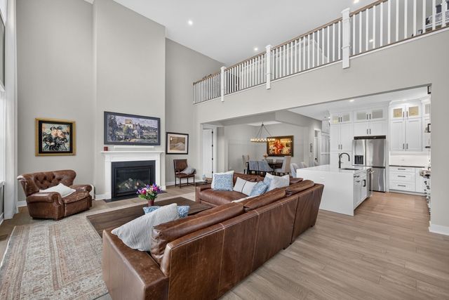 17 Kestrel Heights, Plymouth, MA 02360