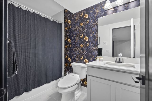 17 Kestrel Heights, Plymouth, MA 02360