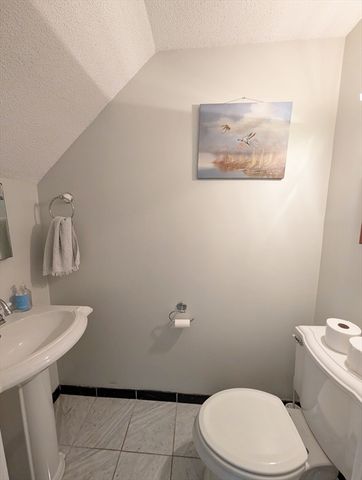 147 Kelton St 706, Boston, MA 02134