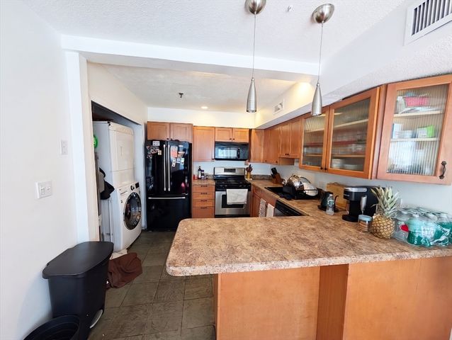 147 Kelton St 706, Boston, MA 02134