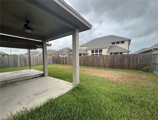 2209 Ibis St, Corpus Christi, TX 78414