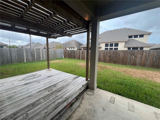 2209 Ibis St, Corpus Christi, TX 78414
