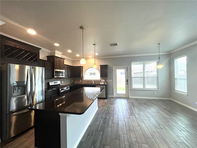 2209 Ibis St, Corpus Christi, TX 78414