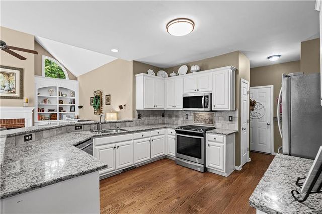 4250 Meadow View Court, Cumming, GA 30041