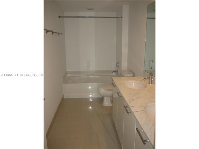 951 Brickell Ave 2207, Miami, FL 33131