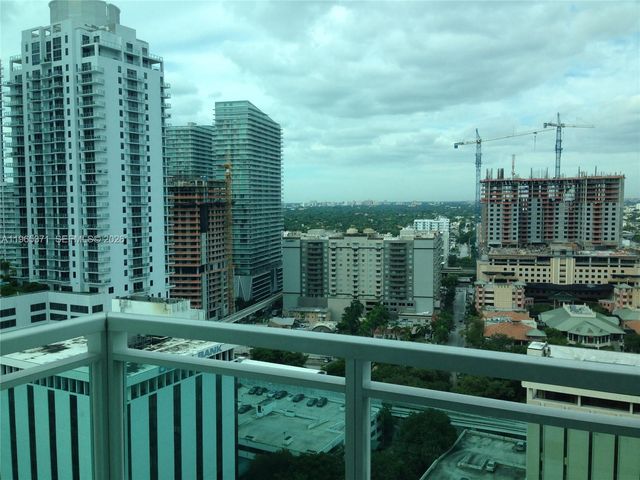 951 Brickell Ave 2207, Miami, FL 33131