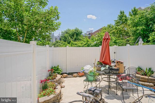 2332 ELLSWORTH ST, Philadelphia, PA 19146