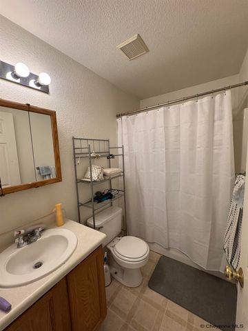 313 HUNTERS WAY, Cheyenne, WY 82007