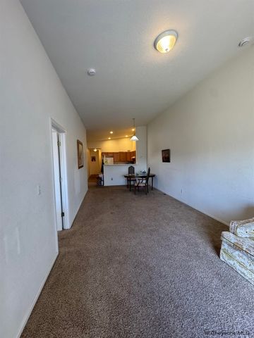 313 HUNTERS WAY, Cheyenne, WY 82007