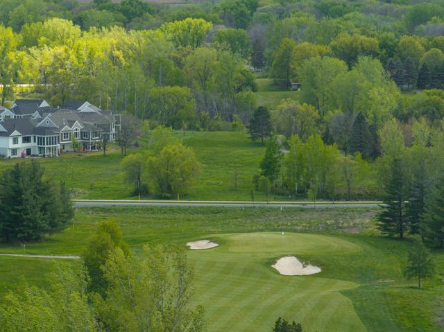 1353 Palmer Drive N, Lake Elmo, MN 55042