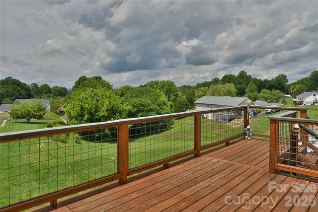 222 Erwin Hills Road, Asheville, NC 28806