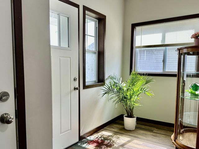 215 8th Avenue NE, Isanti, MN 55040