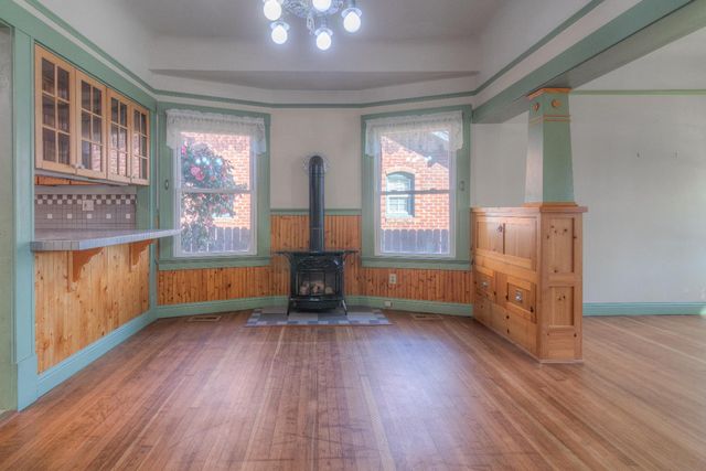 332 Pleasant St, Roseville, CA 95678