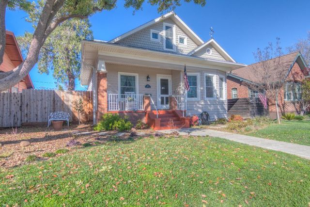 332 Pleasant St, Roseville, CA 95678