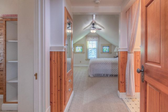 332 Pleasant St, Roseville, CA 95678