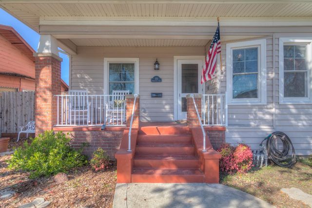 332 Pleasant St, Roseville, CA 95678