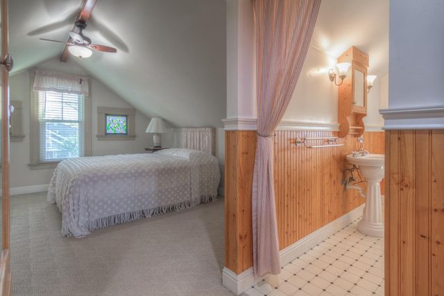 332 Pleasant St, Roseville, CA 95678