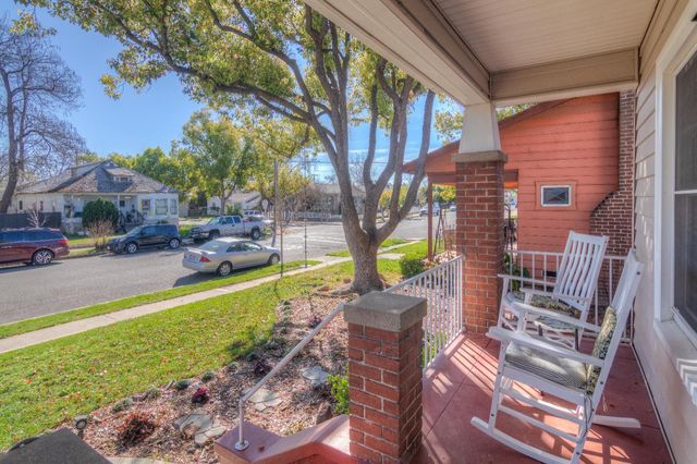 332 Pleasant St, Roseville, CA 95678