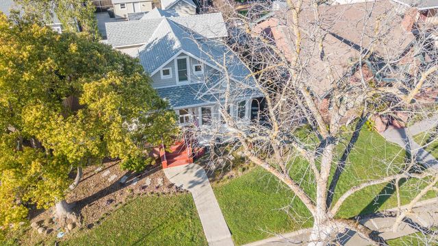 332 Pleasant St, Roseville, CA 95678