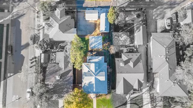 332 Pleasant St, Roseville, CA 95678