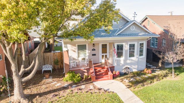 332 Pleasant St, Roseville, CA 95678