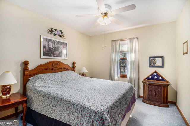 191 Hearthstone Drive S, Newnan, GA 30263