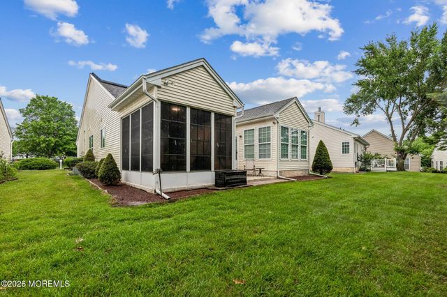 6 S Point Boulevard, Barnegat, NJ 08005