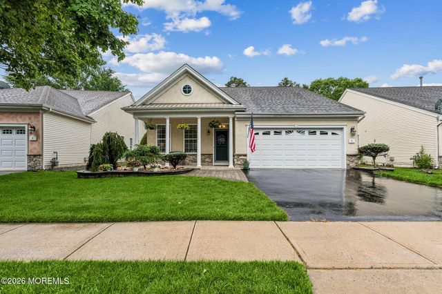 6 S Point Boulevard, Barnegat, NJ 08005