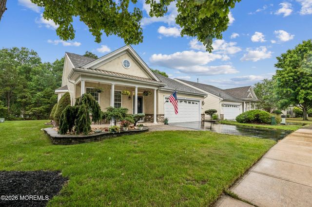 6 S Point Boulevard, Barnegat, NJ 08005