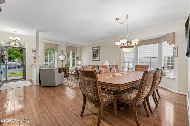 6 S Point Boulevard, Barnegat, NJ 08005