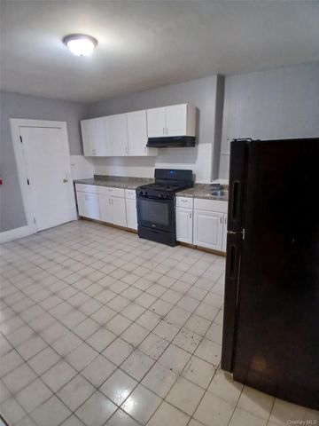 40 Benkard Avenue 3, Newburgh, NY 12550