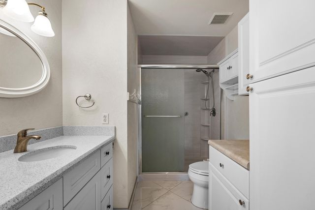 281 N Country Club Boulevard, Boca Raton, FL 33487