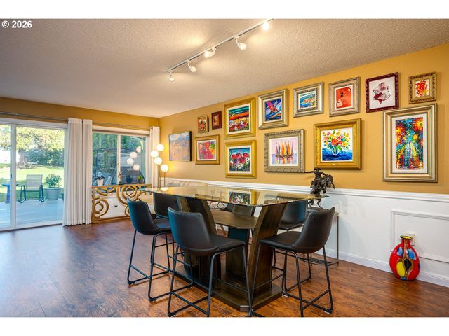 32455 Sw LAKE POINT Ct, Wilsonville, OR 97070