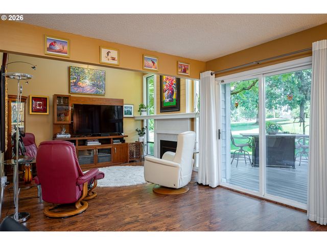 32455 Sw LAKE POINT Ct, Wilsonville, OR 97070